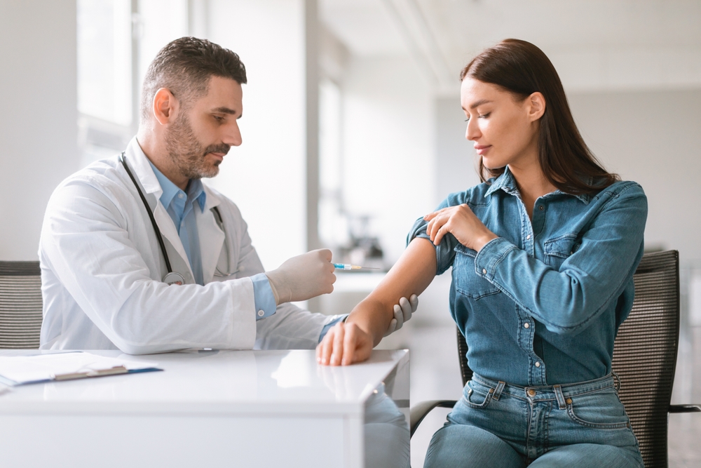 The Benefits of Weekly B12 Injections: What Patients Should Know